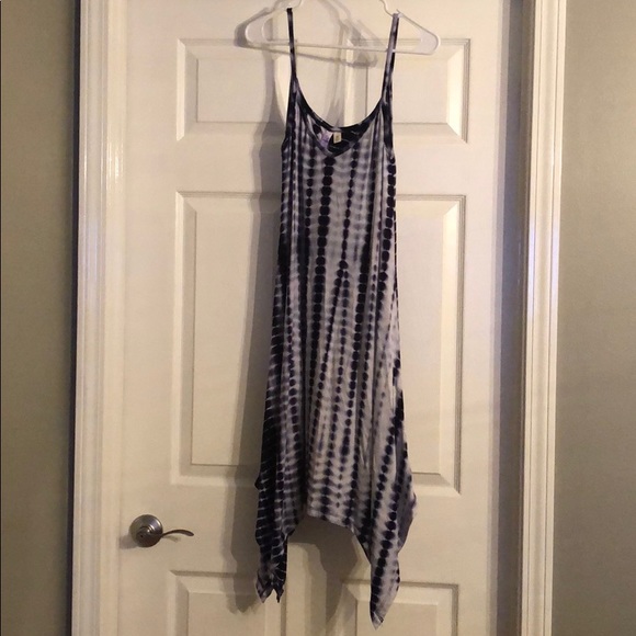 Francesca’s tie dye dress - Picture 1 of 4